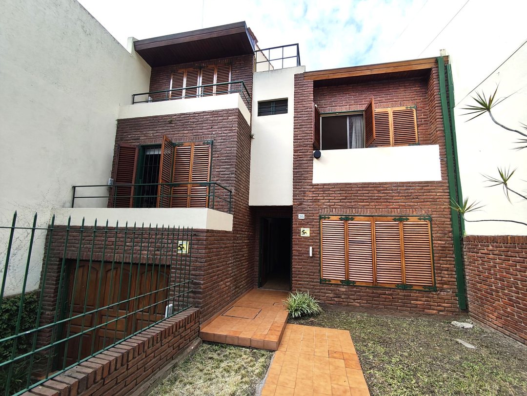 Venta Casa 6 amb Villa Ballester Parque 2 Garages