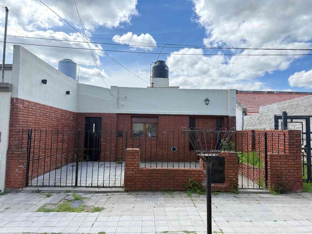 En venta dos dormitorios excelente zona Punta Alta