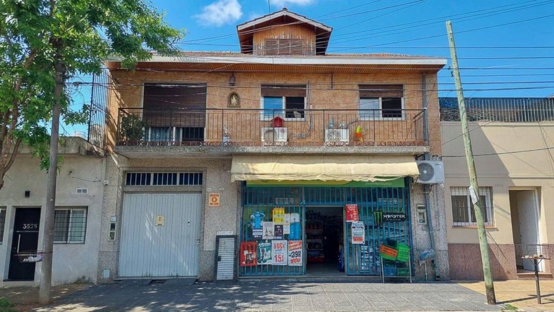 CASA 5 AMBIENTES CON LOCAL EN OLIVOS