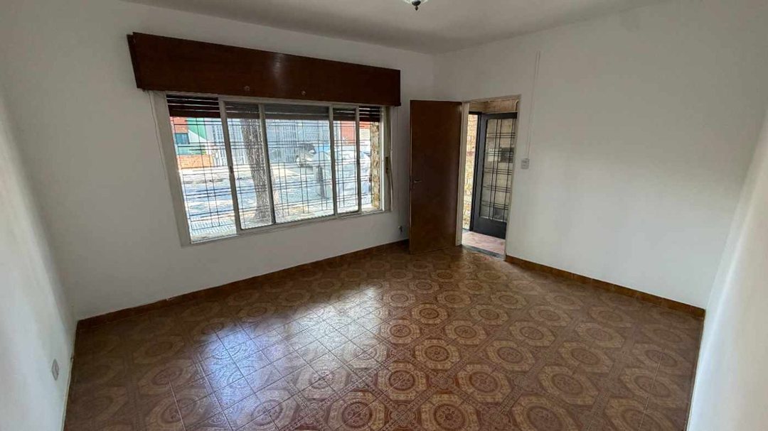 VENTA CASA LOTE PROPIO 4 AMB CON PATIO - V. DEVOTO