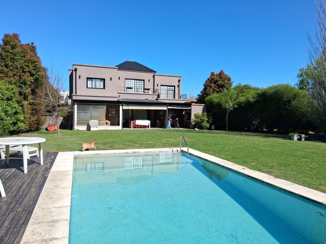 ALQUILER TEMP CASA SANTA TERESA BENAVIDEZ TIGRE