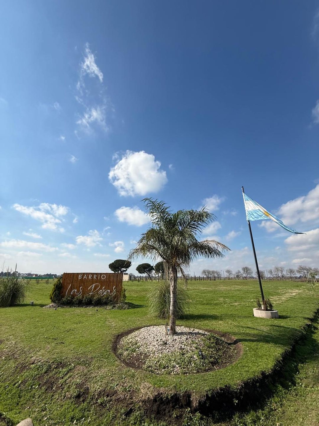 VENTA LOTE EN MARIANO ACOSTA - BARRIO LAS ROSAS