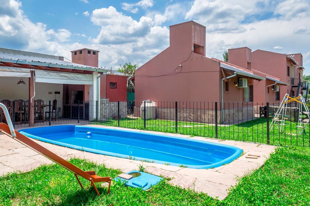 VENTA CABAÑA C/PILETA EN VAQUEROS APTO CREDITO