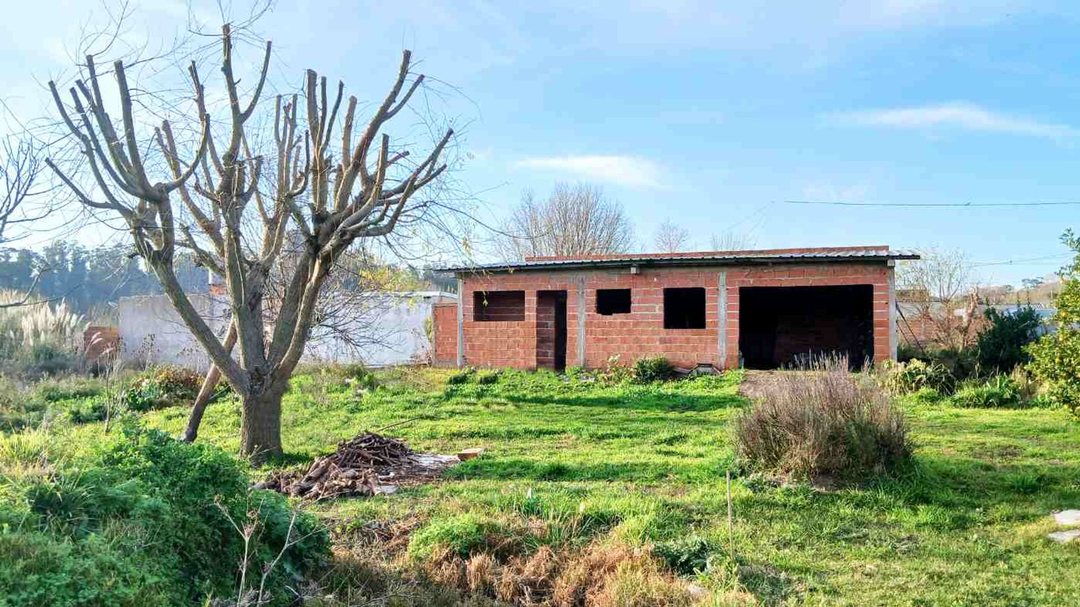 VENTA LOTE CASA TERMINAR PQUE INDEPNDENCIA PERMUTA