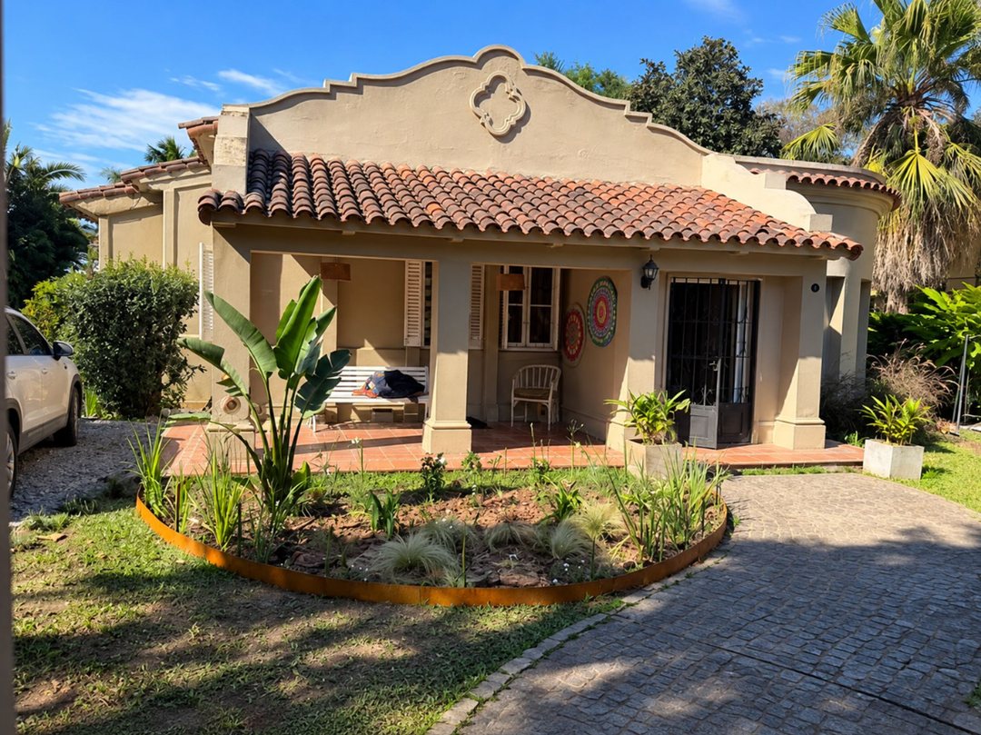 VENTA CASA / TERRENO EN CASCO VIEJO- YERBA BUENA