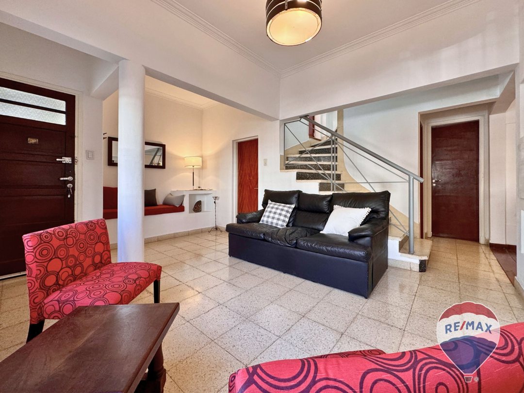CASA EN VENTA LA PLATA