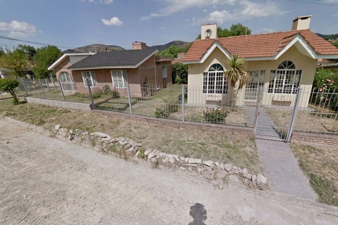 Venta de 2 casas en Carlos Paz