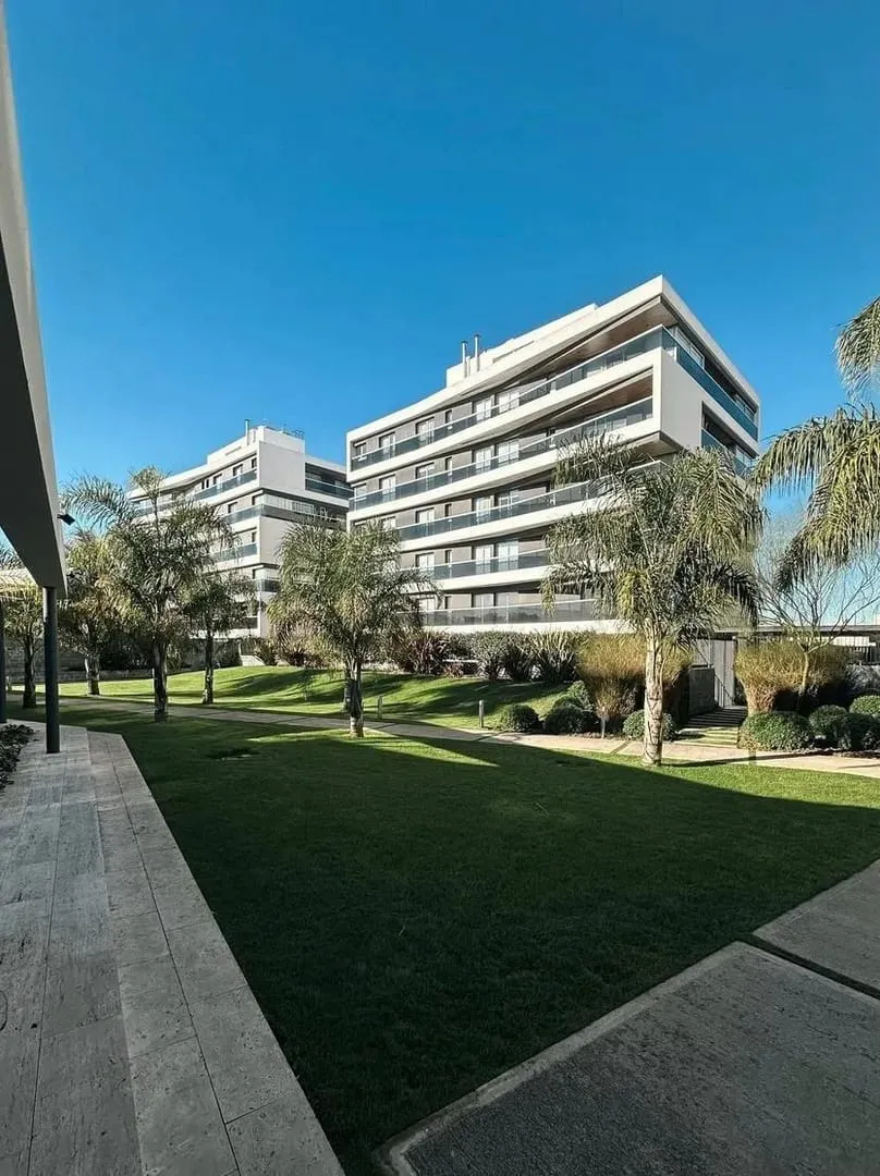 VENTA DEPARTAMENTO DE 1 DORMITORIO CON COCHERA EN COMPLEJO SUMMUM!! NO LO DEJES...