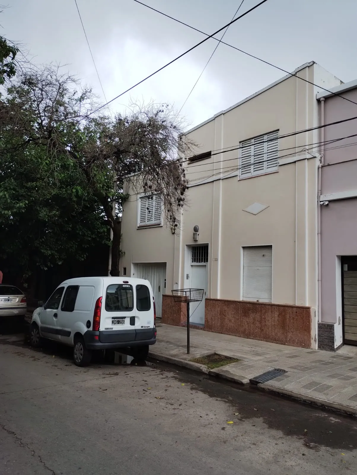 GALPON EN GENERAL BUSTOS - 200 M2 - IDEAL DEPOSITO!