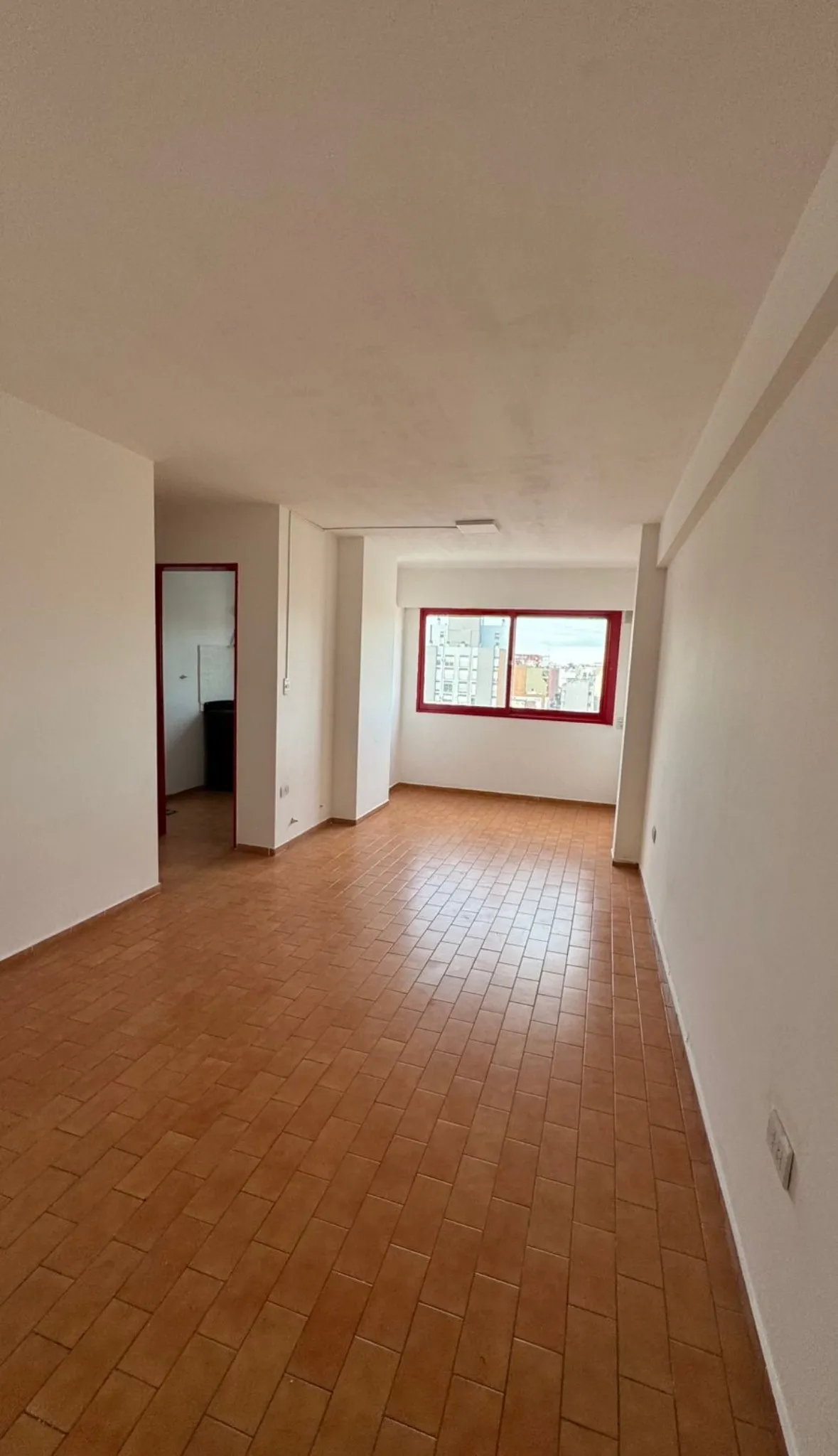 Departamento 2 Dormitorios - Alberdi Centro.-