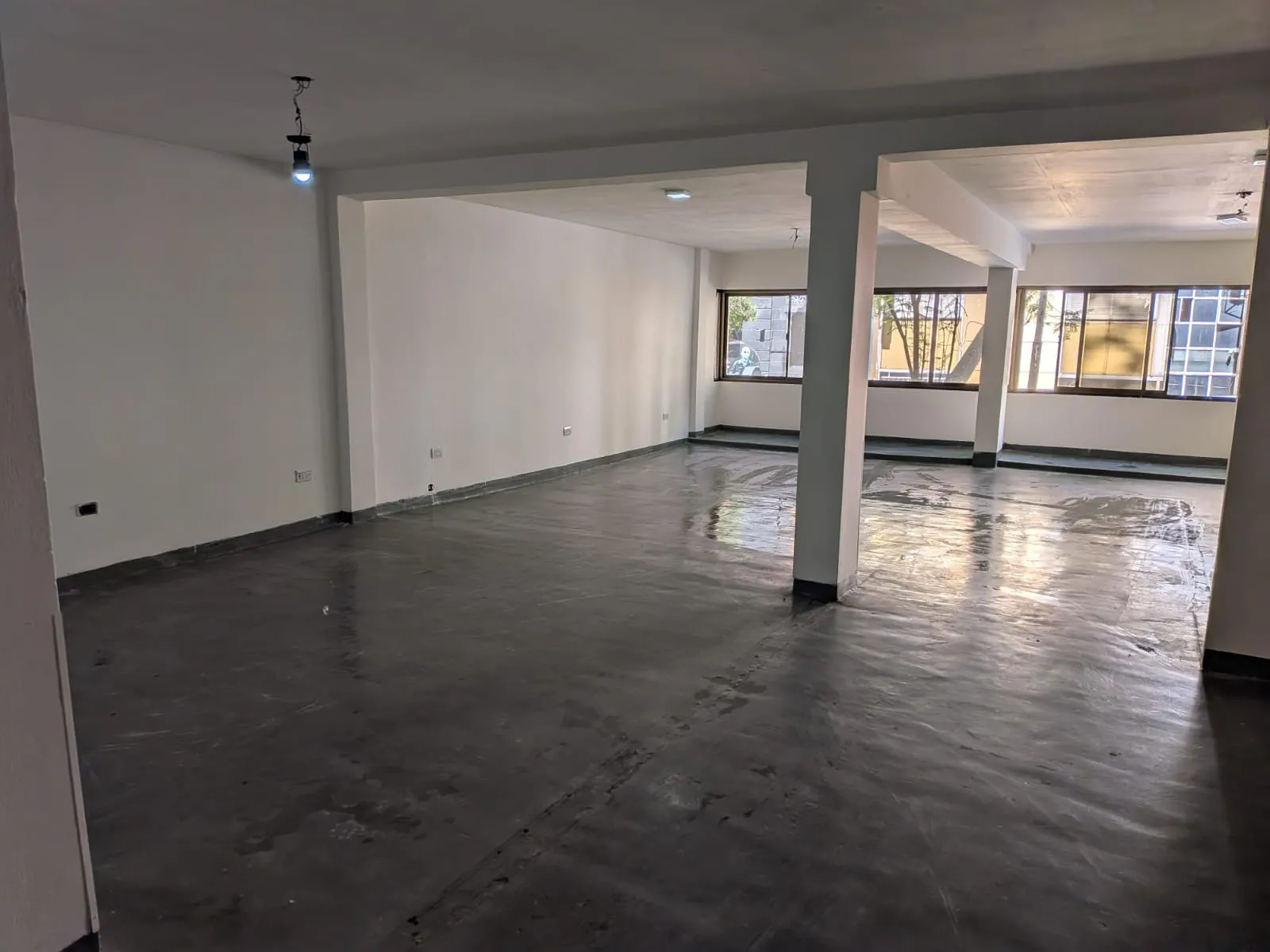 DUEÑA ALQUILA LOCAL COMERCIAL NUEVA CORDOBA
