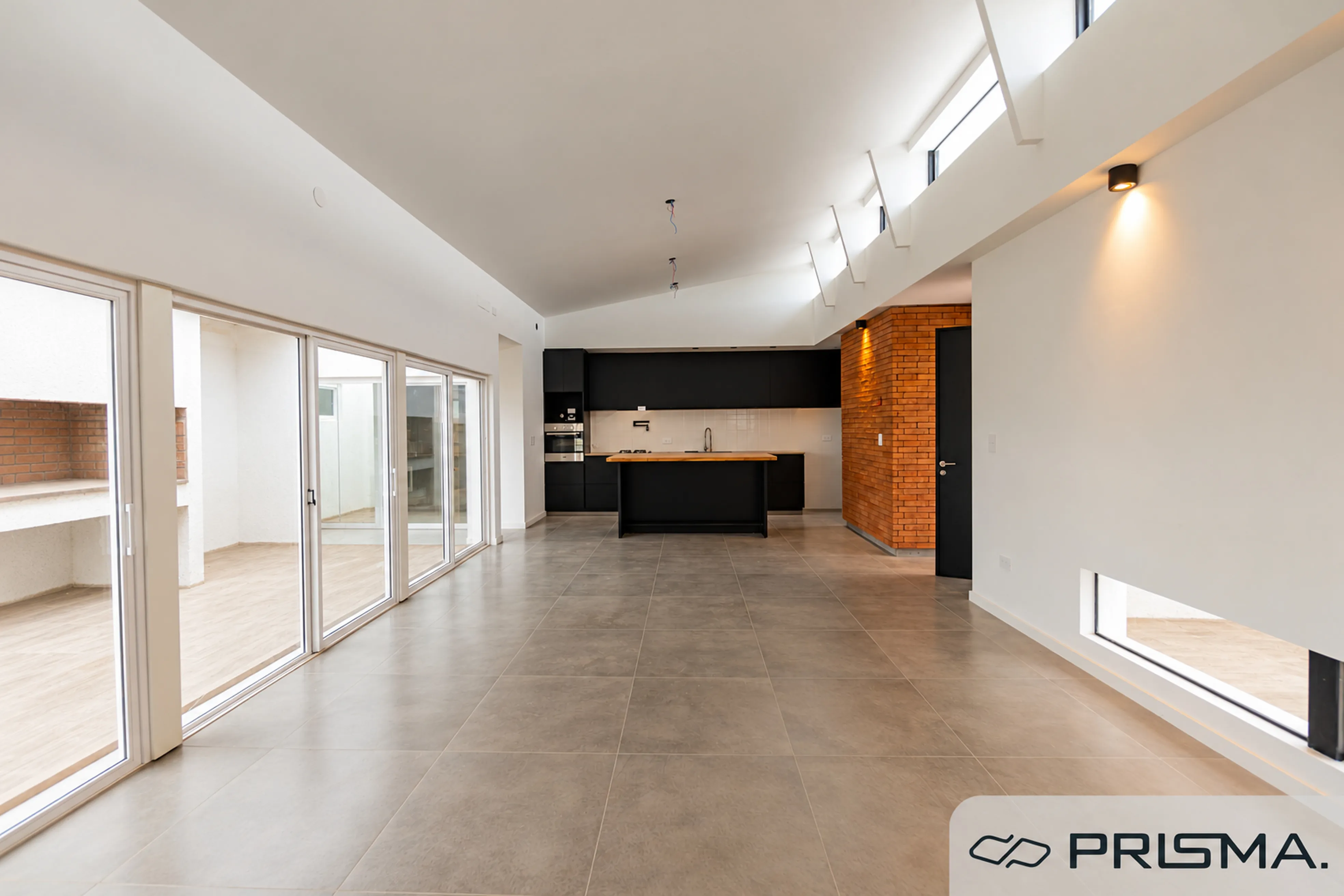 CASA - 3 DORMITORIOS - DOCTA BOULEVARD