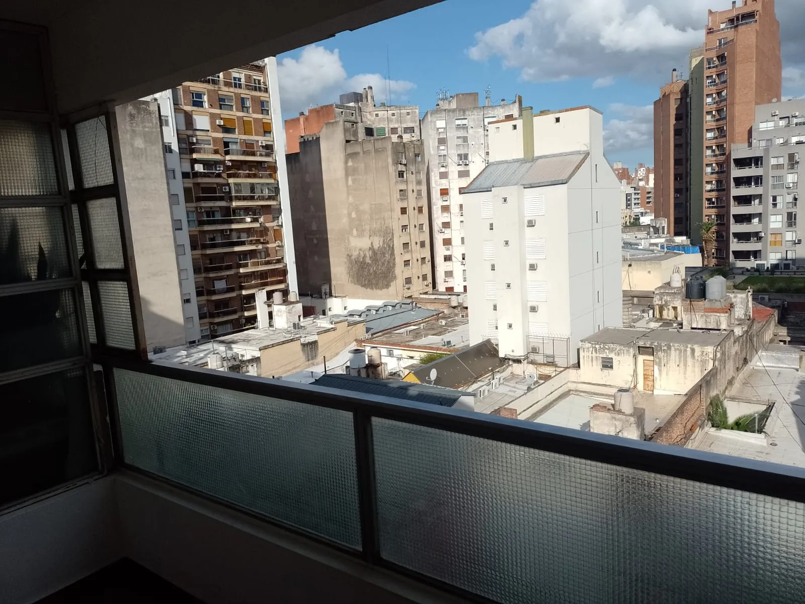 Alquilo Nueva Cordoba 2 dorm, ext c/balcon