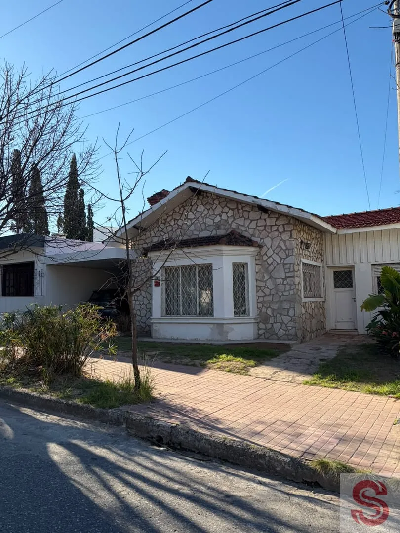 Venta Rafael De Igarzabal 774 Casa Tres (3) Dormitorios Parque Velez Sarsfield