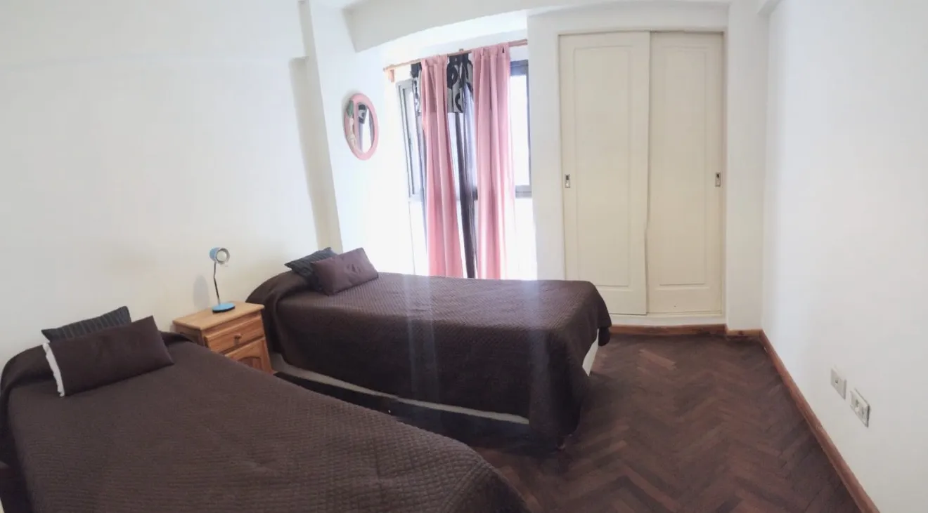 ALQUILO DPTO AMOBLADO DE UN DORMITORIO EN CALLE BALCARCE 427