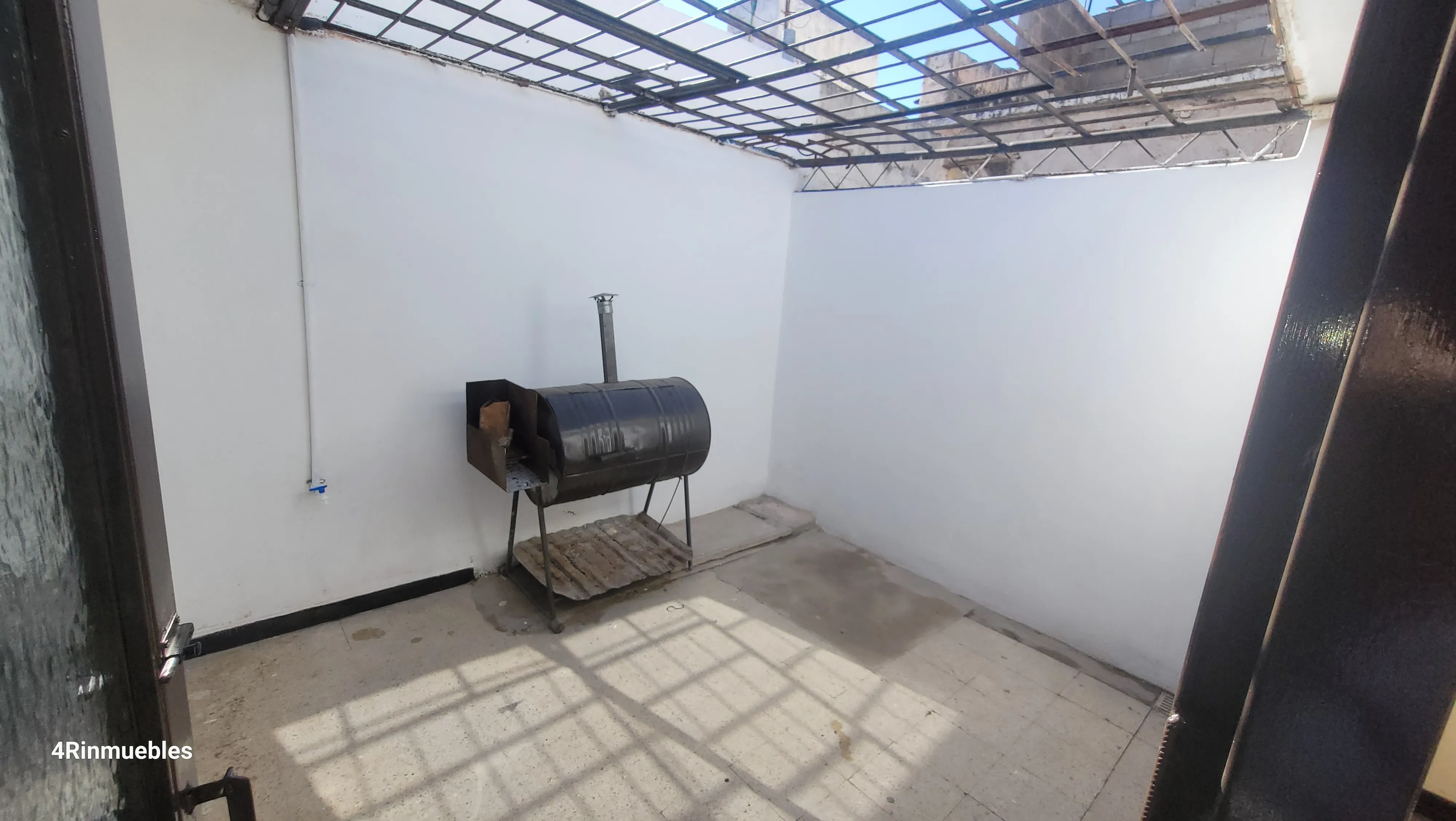 Con Video! Casa 2d. B°Pueyrredón. Patio seco y Asador. 4r-1342