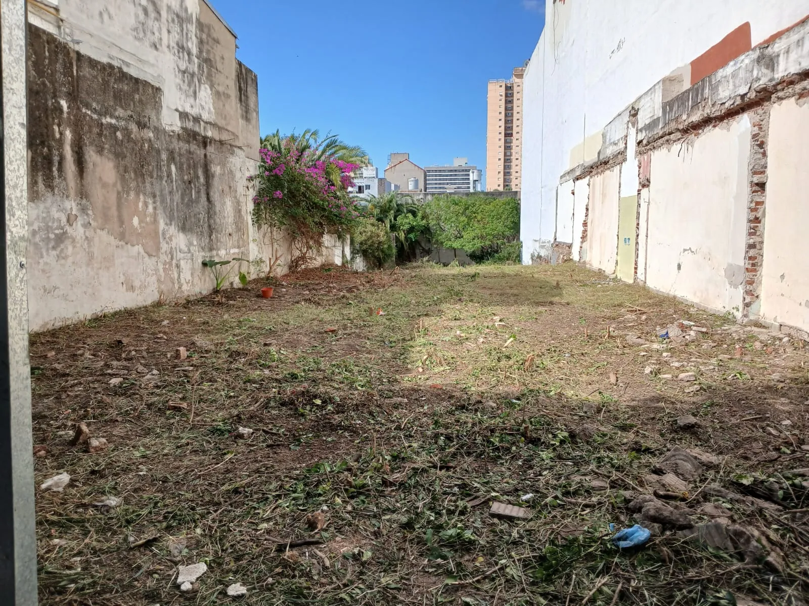 LOTE EN VENTA ALBERDI IDEAL DESARROLLO