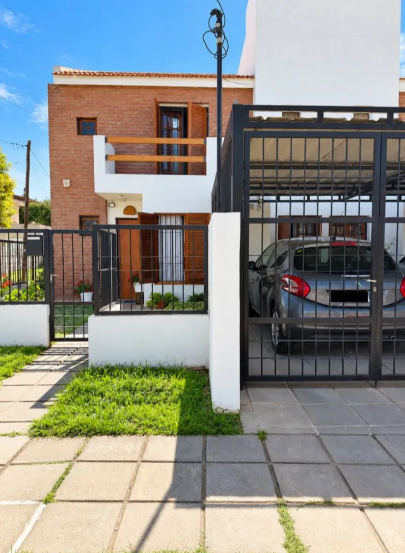 Venta dúplex 3 DOR en B° San Fernando CON ESCRITURA WHATSAPP 3513299034 INM SKYDSGAARD CPI 5681