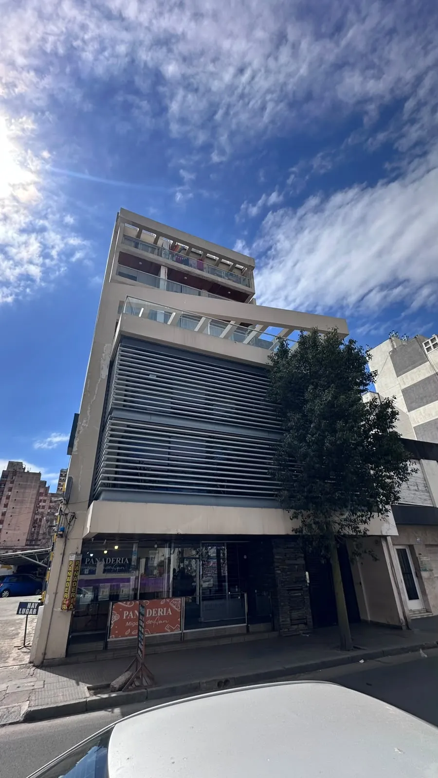 Venta Depto 2 Dorm. c/ Balcón Terraza Propio de 18 m² y Escritura | Caseros 900 (B° Alberdi)
