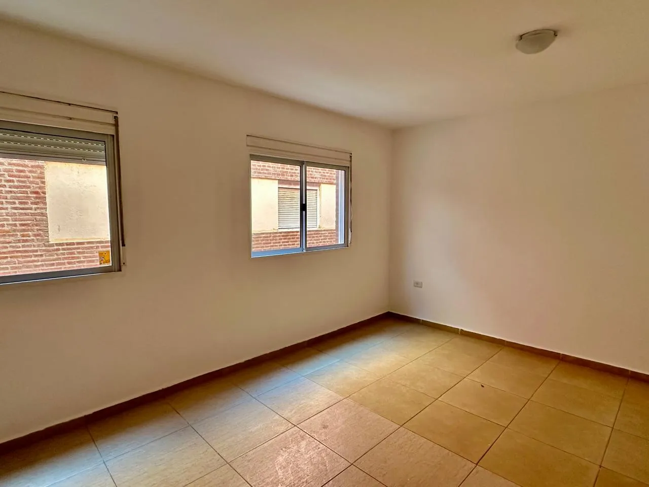 ALQUILER - DEPARTAMENTO - 1 DORM - Bº ALTO ALBERDI