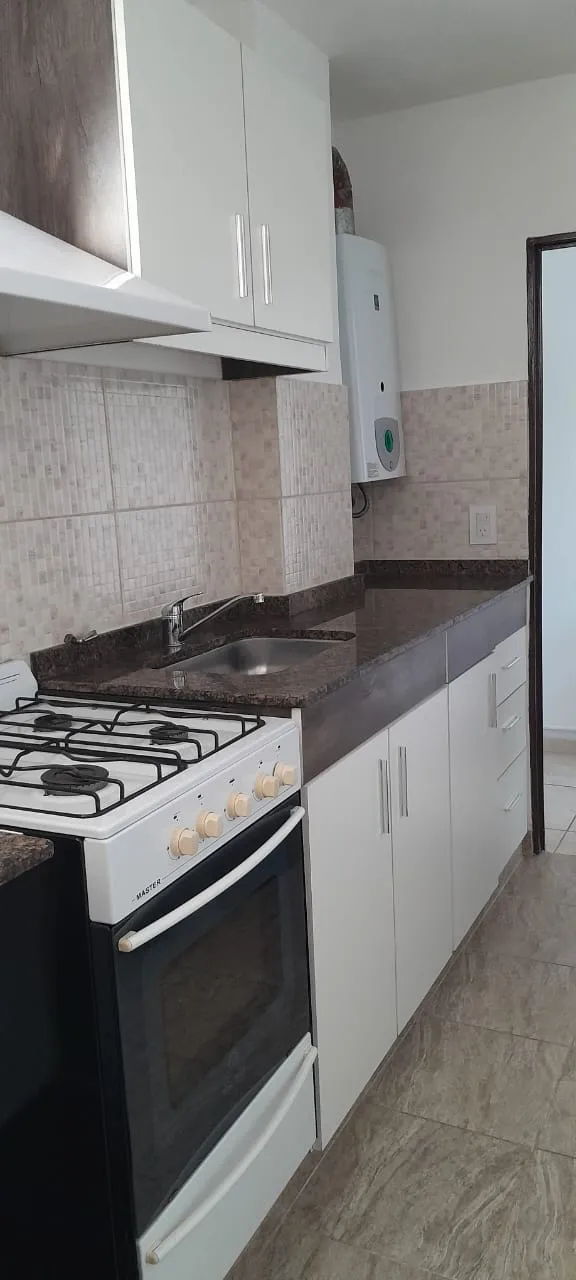 Alquiler B° Talleres Este Departamento 3 Dormitorios