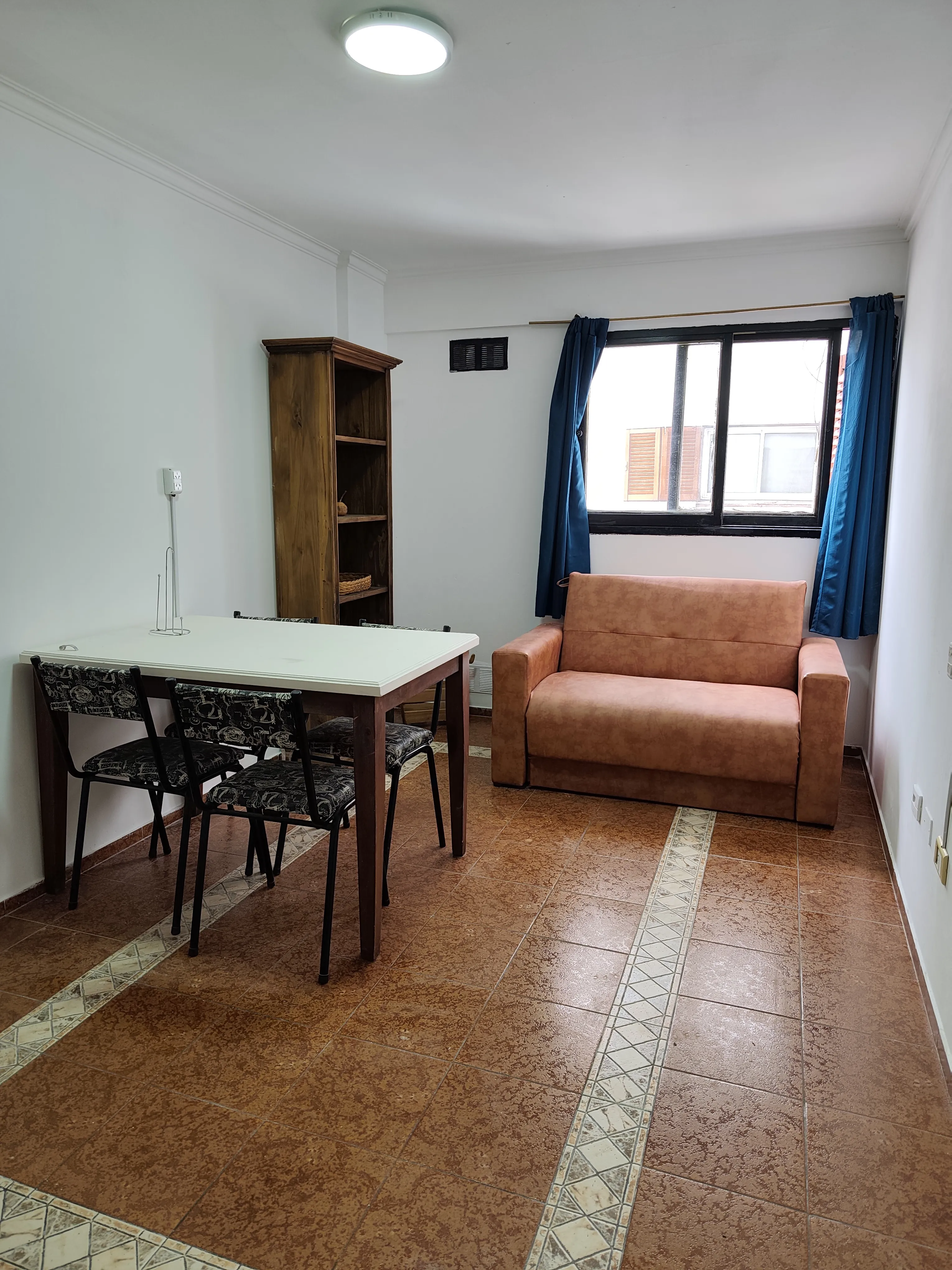 Hermos departamento en alquiler, cerca de la costanera y próximo al centro!!!!