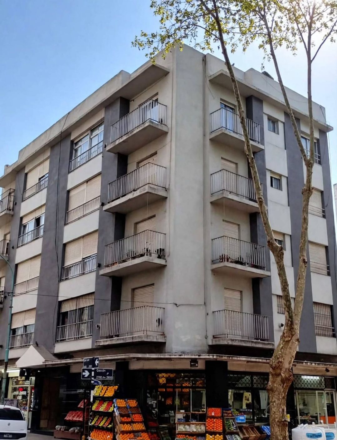 VENTA DPTO 3 AMB PLAZA MITRE C/COCHERA APTO CRED