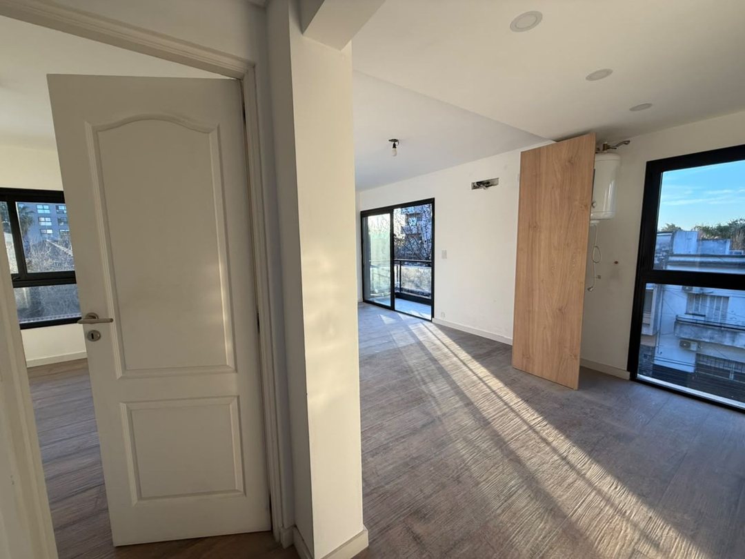 Venta Dpto 2 Amb con Renta estrenar Ituzaingó