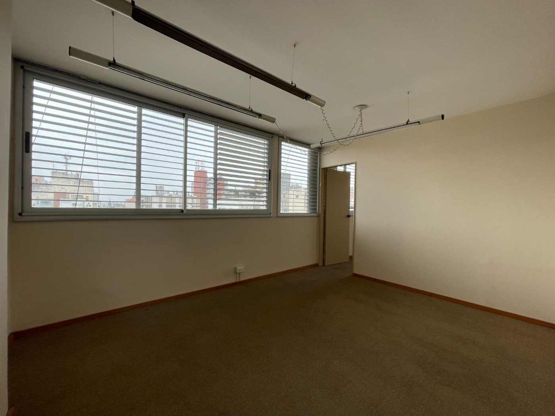 Centro Edif. Corporativo Oficina - Recep + Privado