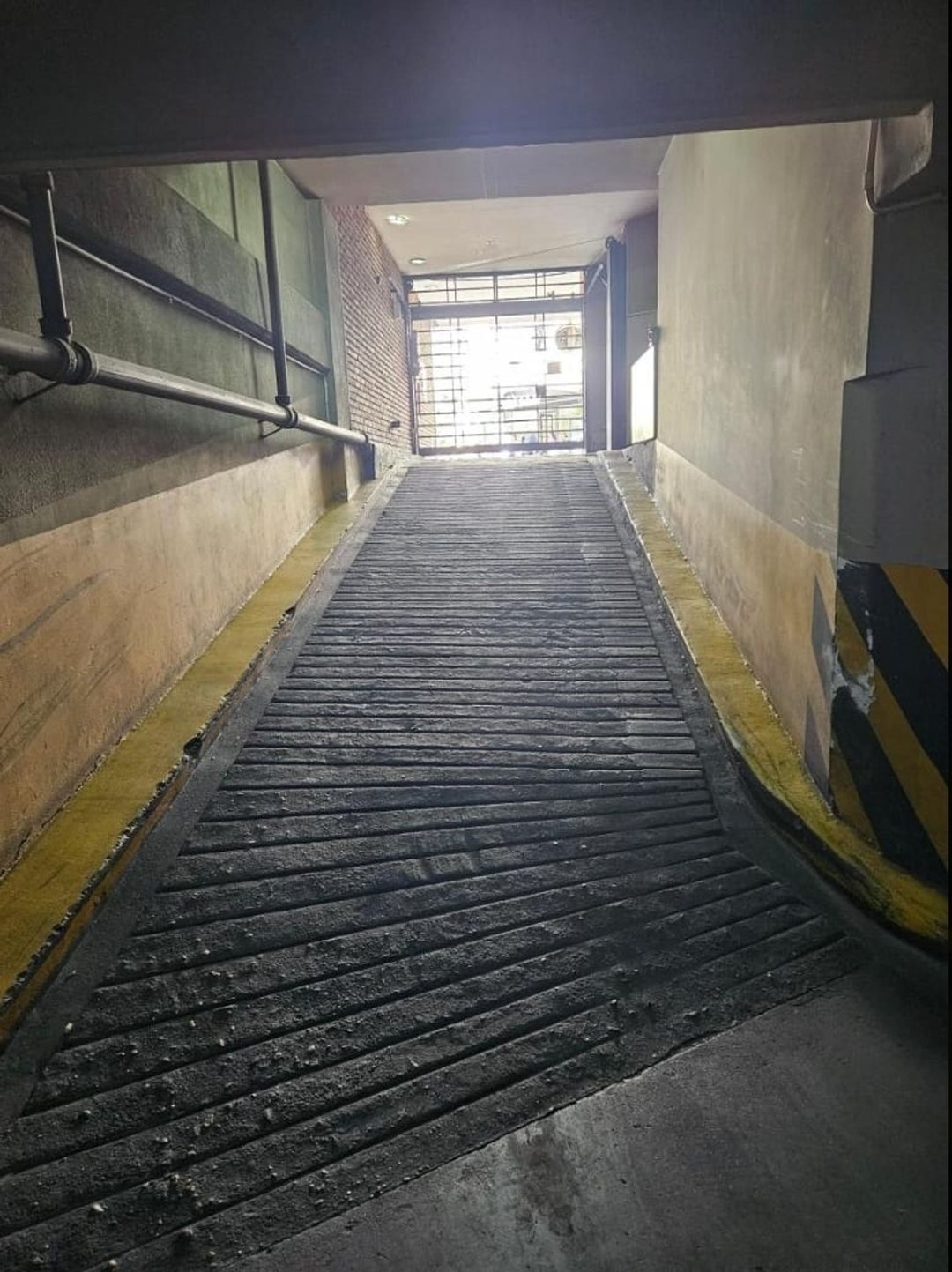 VENTA DE COCHERA EN PALERMO ACCESO POR RAMPA