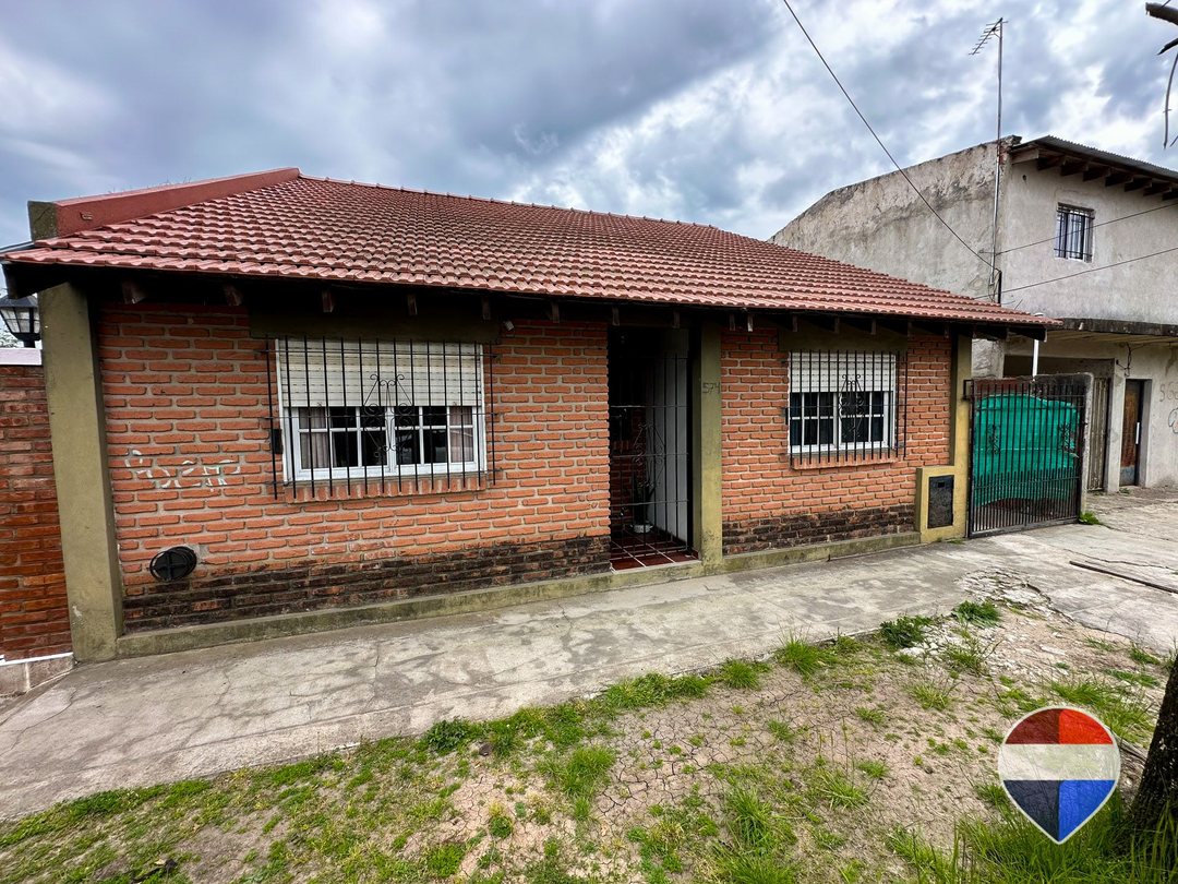 CASA EN VENTA EN ALEJANDRO KORN 6 AMB APTA CREDITO