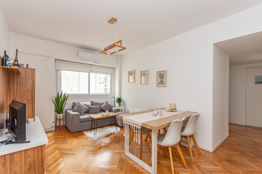 3 ambientes en VENTA EN ALMAGRO