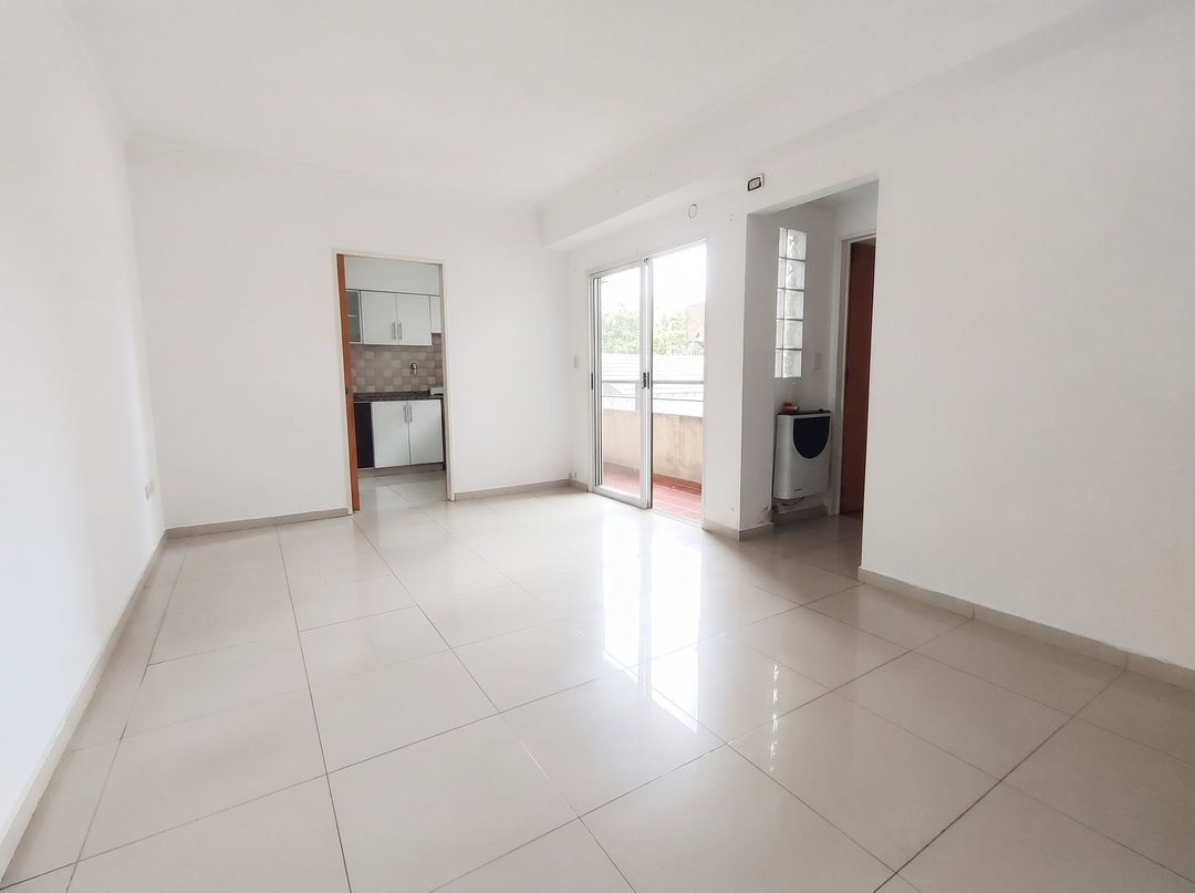 VENTA DEPTO 2 AMB CON BALCON VILLA DEL PARQUE