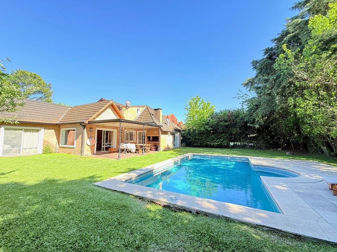 Alquiler anual casa 5 amb, pileta, Pilar del Lago