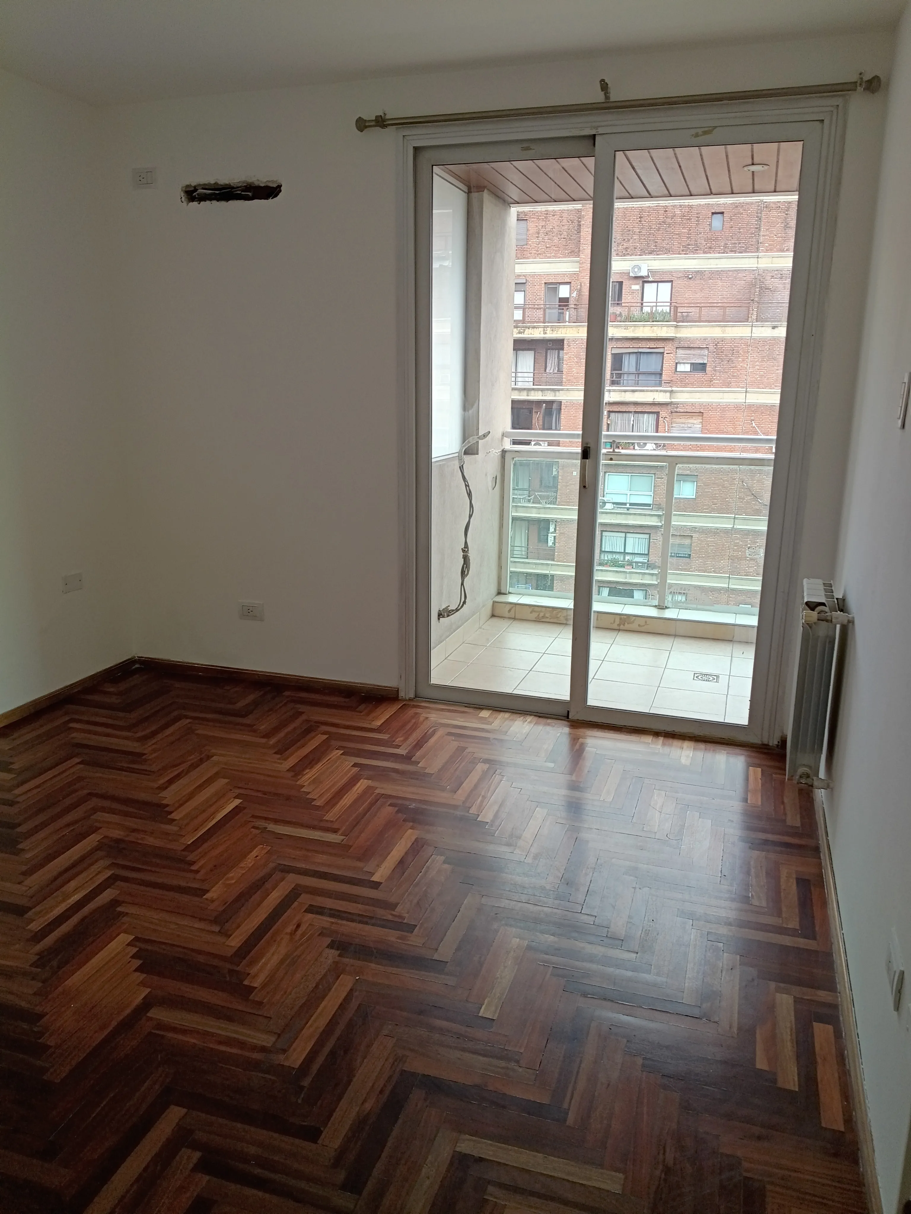 Nueva Córdoba 1 dorm con balcon y pileta