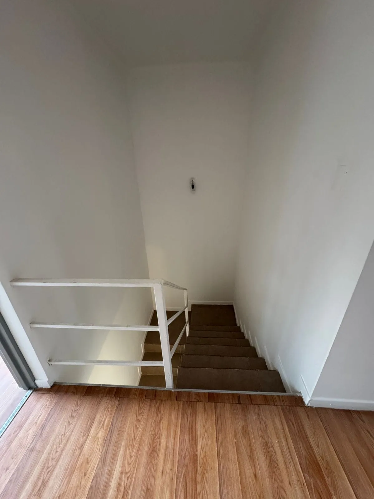 MERGER INMO VENDE OPORTUNIDAD DUPLEX EN CURAQUEN II, villa belgrano 4 DORMITORIOS, 3 BAÑOS, PATIO GRANDE.