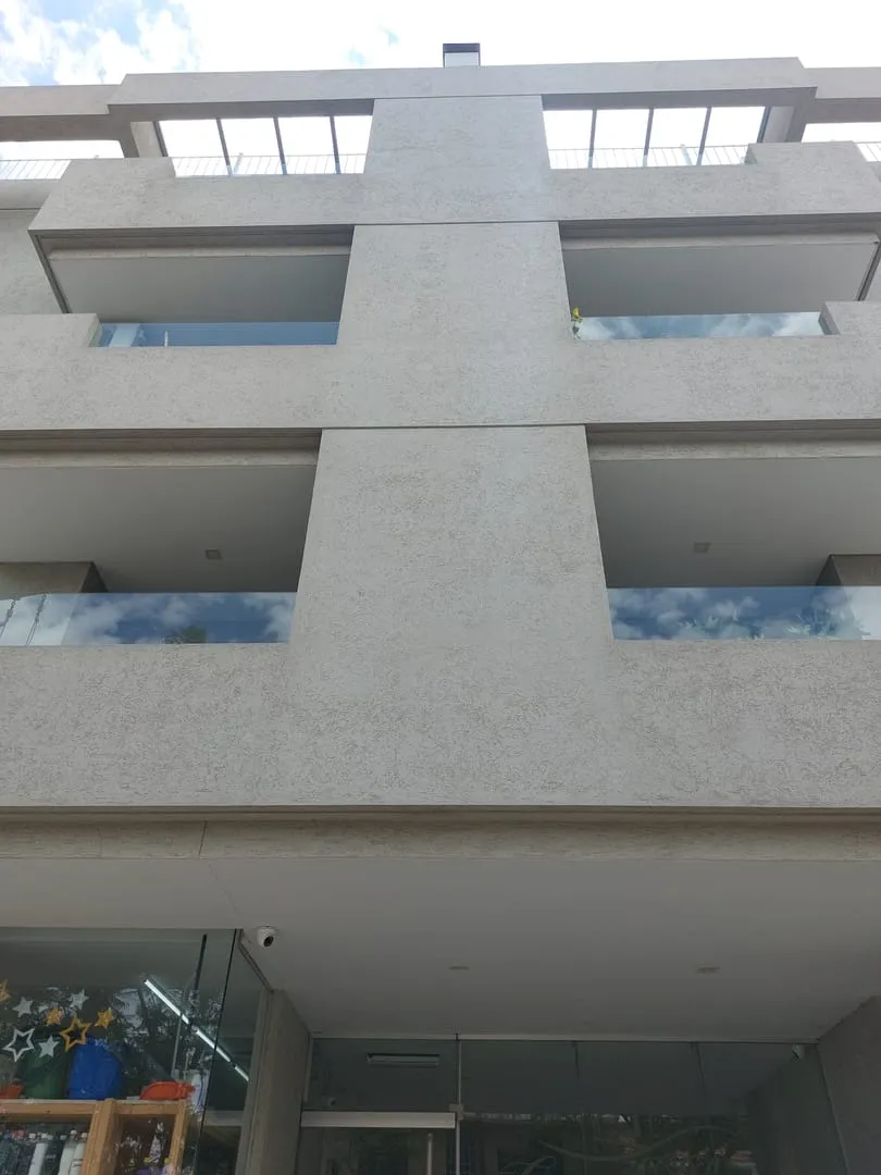 SE ALQUILA Dpto 2 dormitorios 2 Bñ COCHERA PISCINA SOLARIUM SUM Bo Parque Capita...
