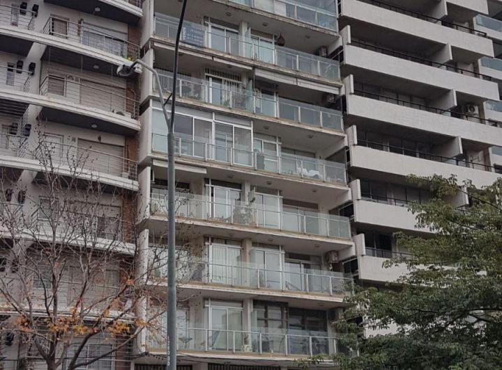 Departamento · 75m² · 4 Ambientes · 1 Cochera