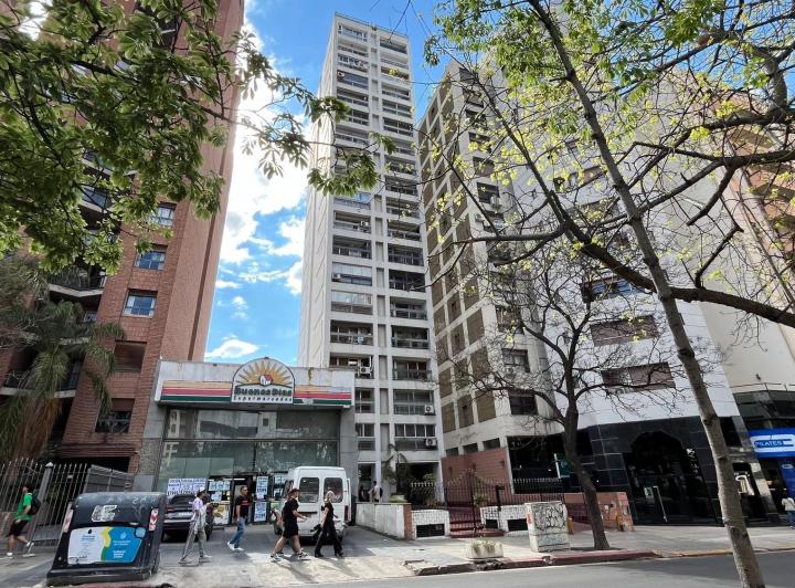 Departamento · 140m² · 5 Ambientes · 2 Cocheras