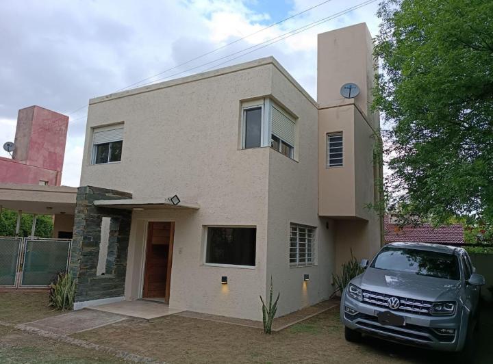 Departamento · 169m² · 6 Ambientes · 1 Cochera
