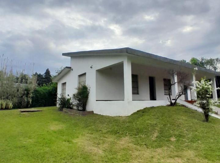Casa · 156m² · 5 Ambientes · 1 Cochera