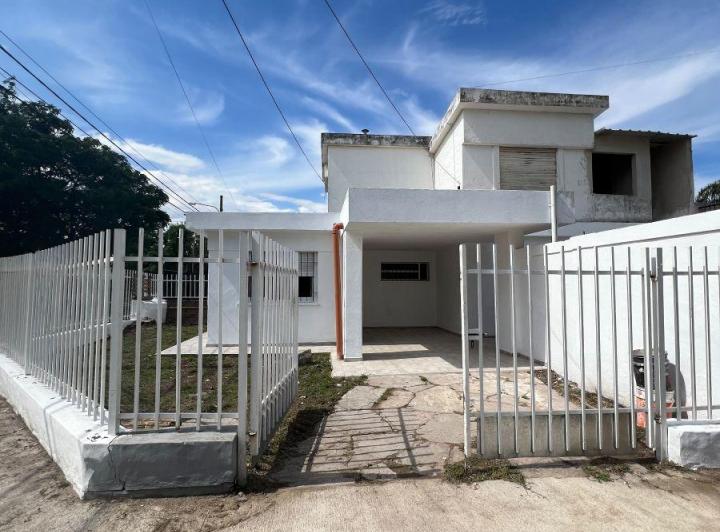 Casa · 100m² · 3 Ambientes · 1 Cochera