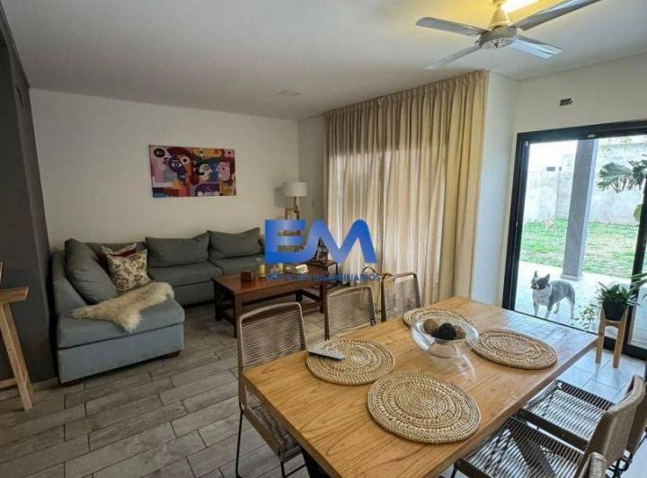 Casa · 123m² · 6 Ambientes · 1 Cochera