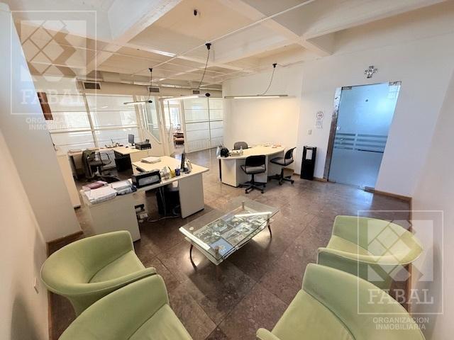 Oficina comercial · 84m² · 3 Ambientes