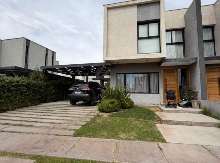 PH · 110m² · 6 Ambientes · 2 Cocheras