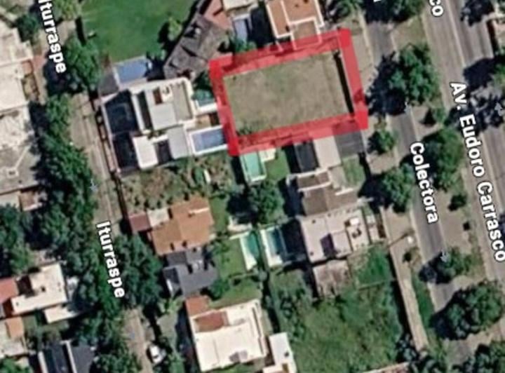 Terreno · 475m²