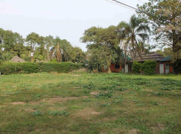 Terreno · 300m²