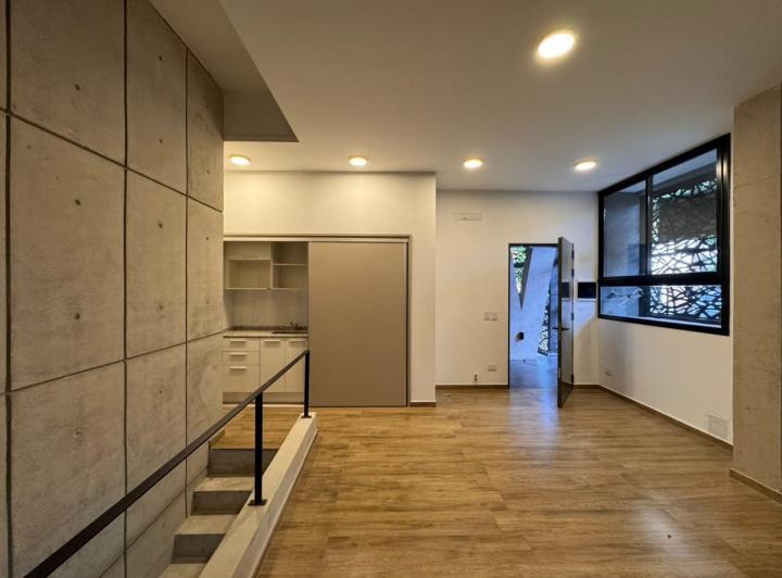 Local comercial · 61m² · 2 Ambientes