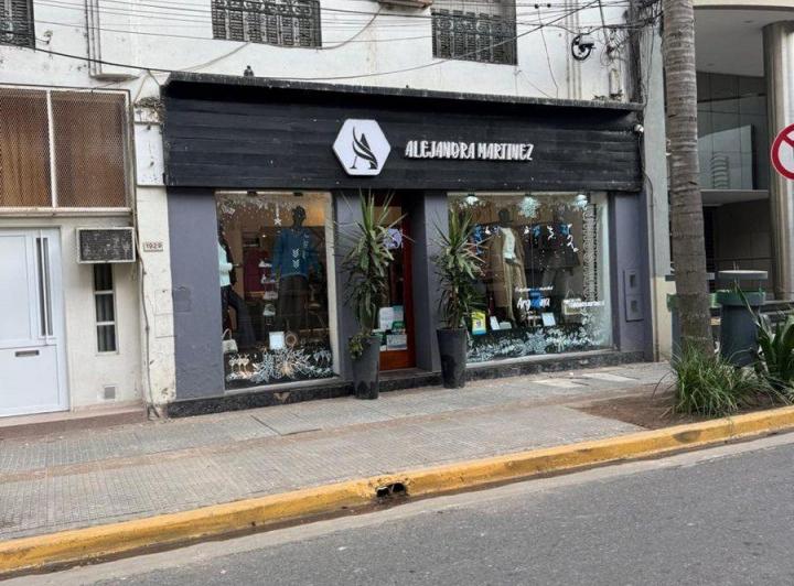 Local comercial · 107m²