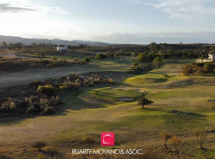 Terreno · 1030m²